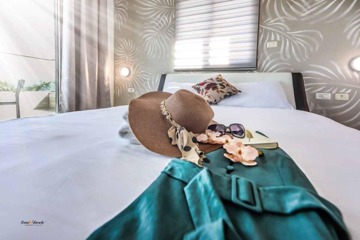 56345 גלריה כללית של הסוויטות, אחוזת נופים-מתחם סוויטות, וילה  בטבריה וילות - Vila