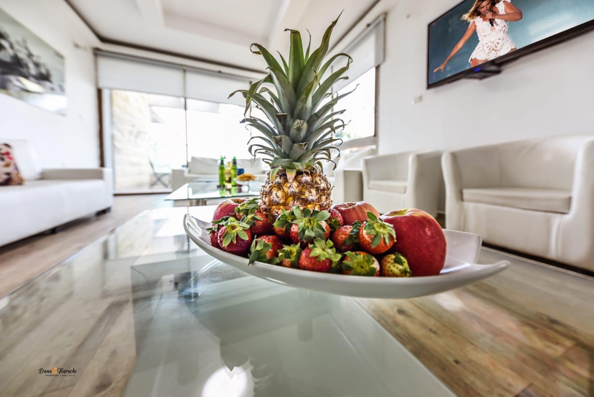 56354 גלריה כללית של הסוויטות, אחוזת נופים-מתחם סוויטות, וילה  בטבריה וילות - Vila