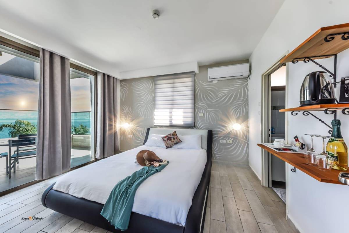 56398 גלריה כללית של הסוויטות, אחוזת נופים-מתחם סוויטות, וילה  בטבריה וילות - Vila