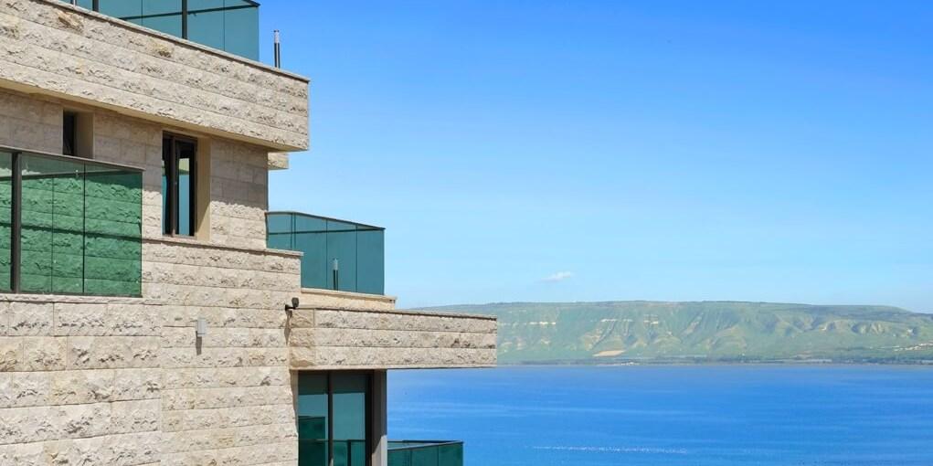 56399 גלריה כללית של הסוויטות, אחוזת נופים-מתחם סוויטות, וילה  בטבריה וילות - Vila