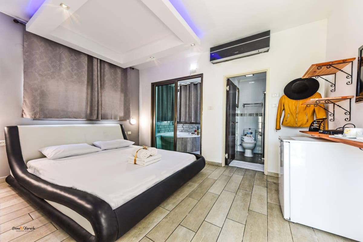 56401 גלריה כללית של הסוויטות, אחוזת נופים-מתחם סוויטות, וילה  בטבריה וילות - Vila