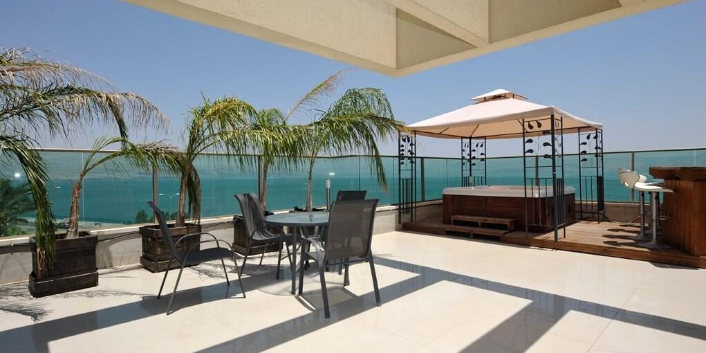 56404 גלריה כללית של הסוויטות, אחוזת נופים-מתחם סוויטות, וילה  בטבריה וילות - Vila