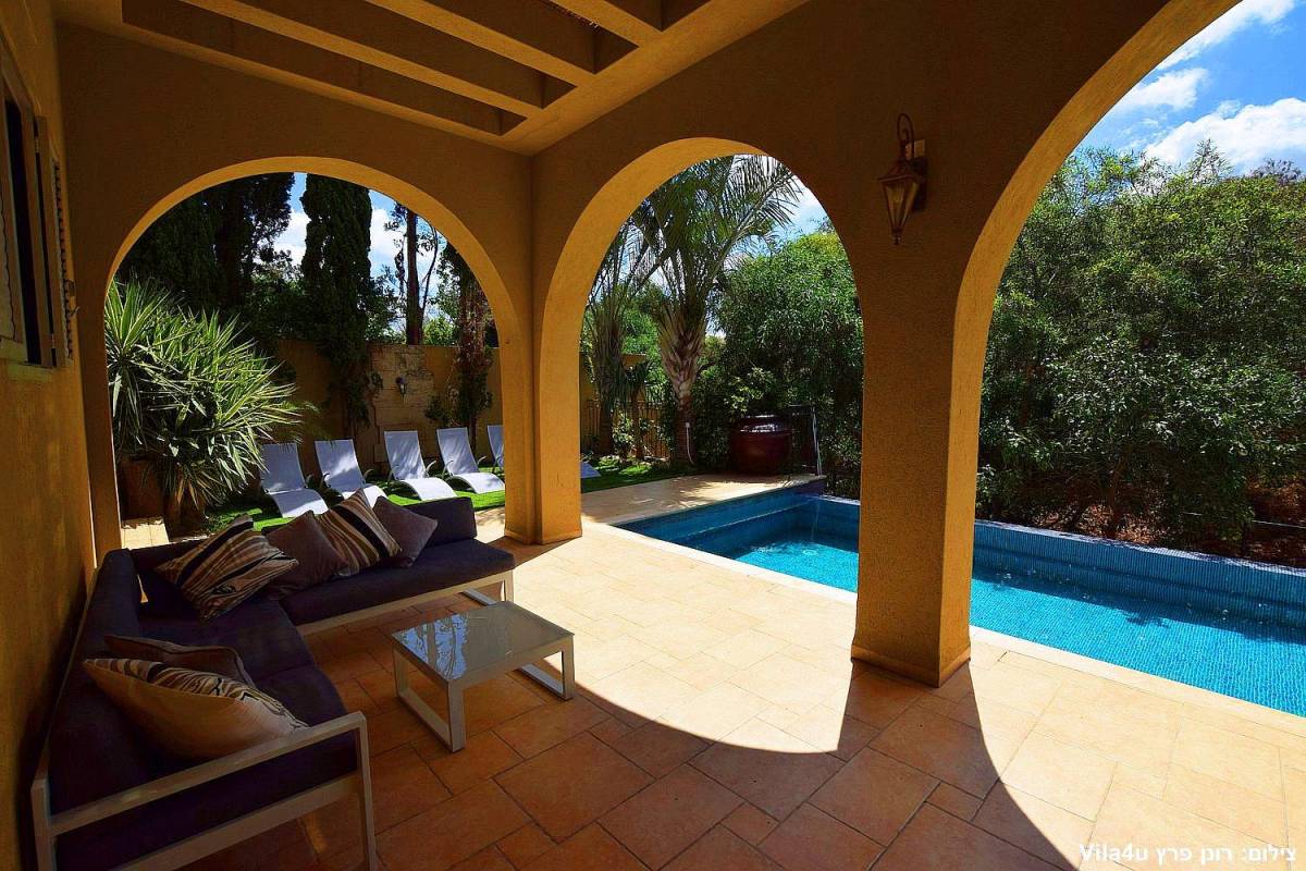 59895 מתחם פנימי, וילה סיזר פאלאס, וילה  בקיסריה וילות - Vila