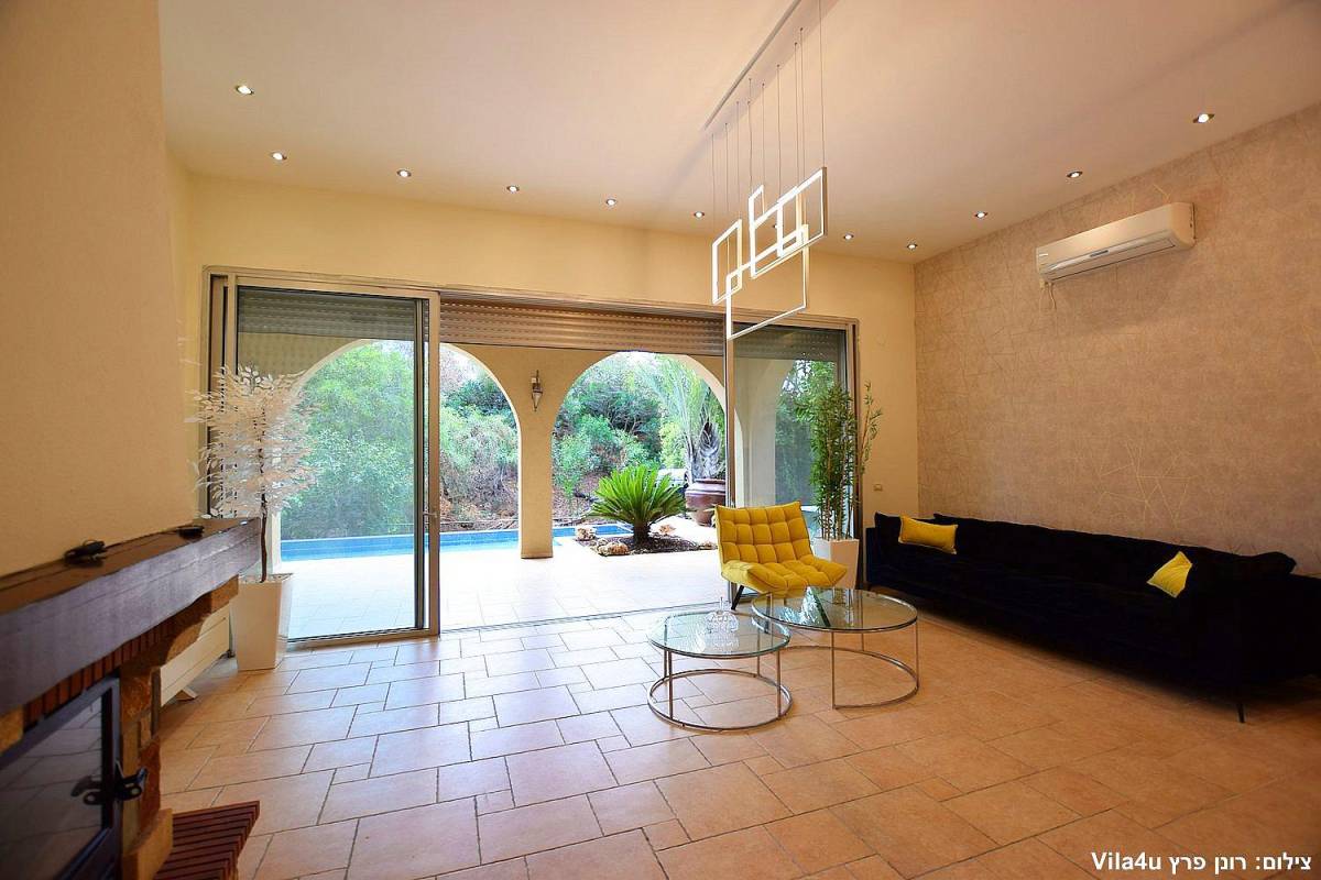 59902 מתחם פנימי, וילה סיזר פאלאס, וילה  בקיסריה וילות - Vila