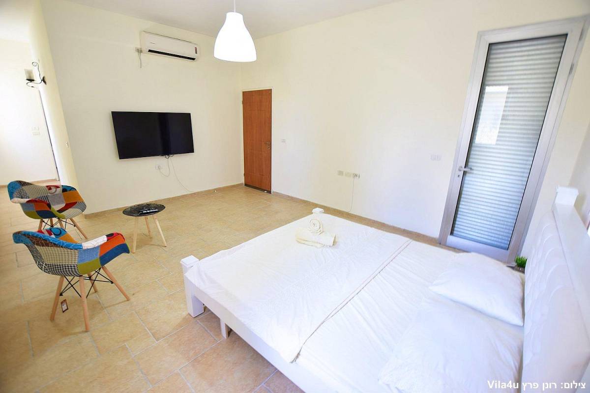 59903 מתחם פנימי, וילה סיזר פאלאס, וילה  בקיסריה וילות - Vila