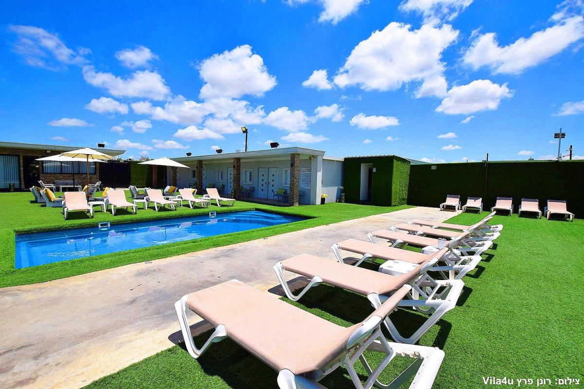 60021 מתחם חיצוני ובריכה, בית האצילים איוונטס, וילה  בנתניה וילות - Vila