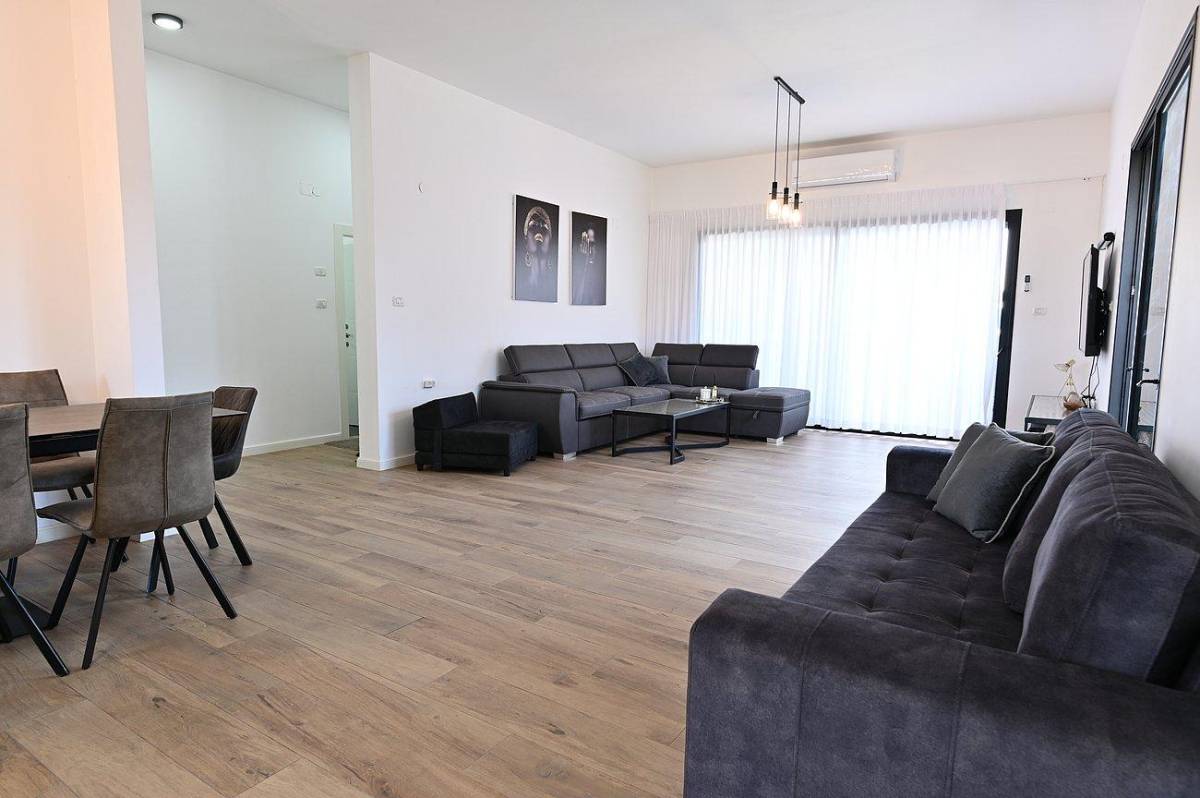 62279 פנים הוילה והחדרים, אחוזת תהל-פוריה עילית, וילה  בפוריה כפר עבודה וילות - Vila