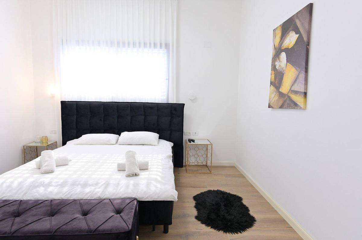 62299 פנים הוילה והחדרים, אחוזת תהל-פוריה עילית, וילה  בפוריה כפר עבודה וילות - Vila