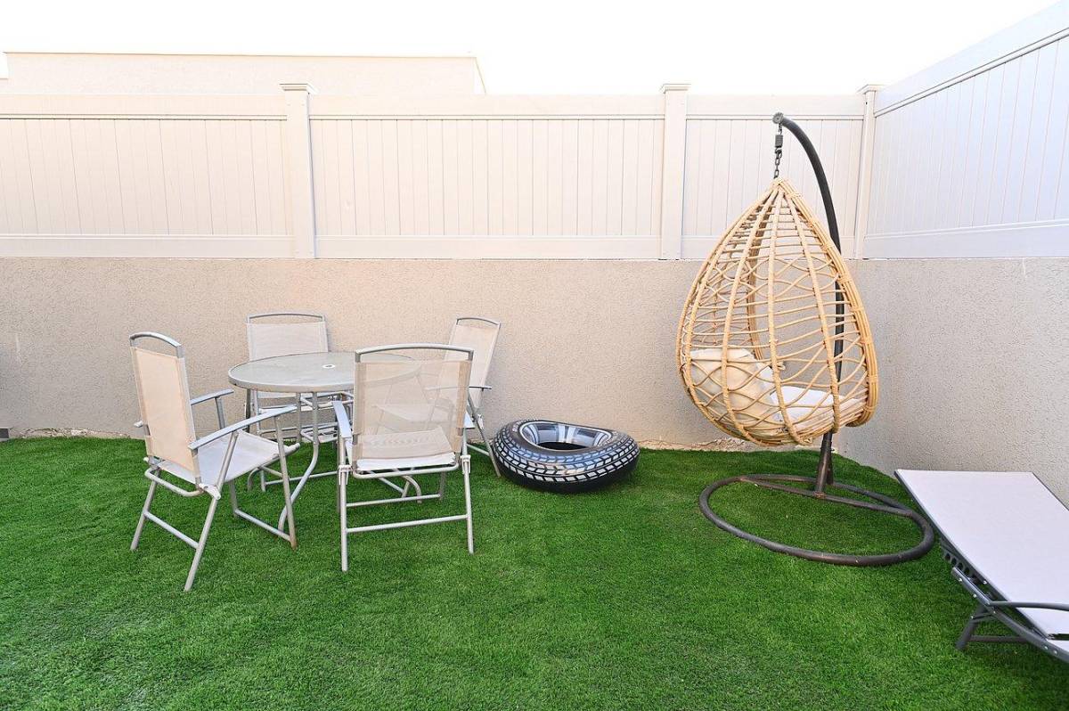 62326 המתחם החיצוני, אחוזת תהל-פוריה עילית, וילה  בפוריה כפר עבודה וילות - Vila