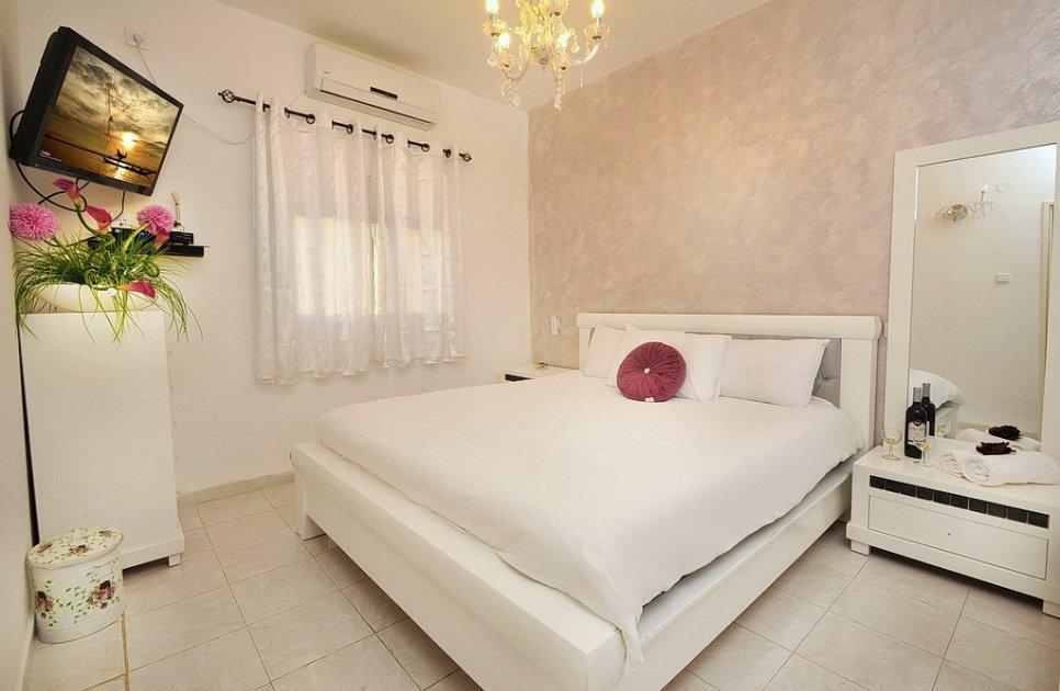 66373 גלריה כללית, וילה אחוזת כרמל, וילה  בעין יעקב וילות - Vila