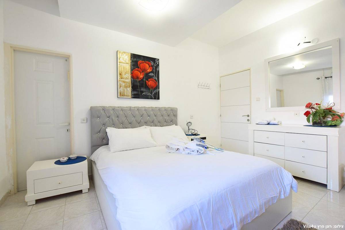 66401 גלריה כללית, וילה אחוזת כרמל, וילה  בעין יעקב וילות - Vila