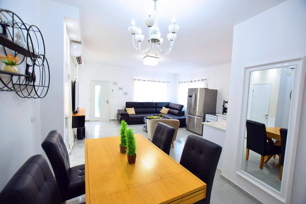 66840 הוילה, אגם בגליל, וילה  בעבדון וילות - Vila