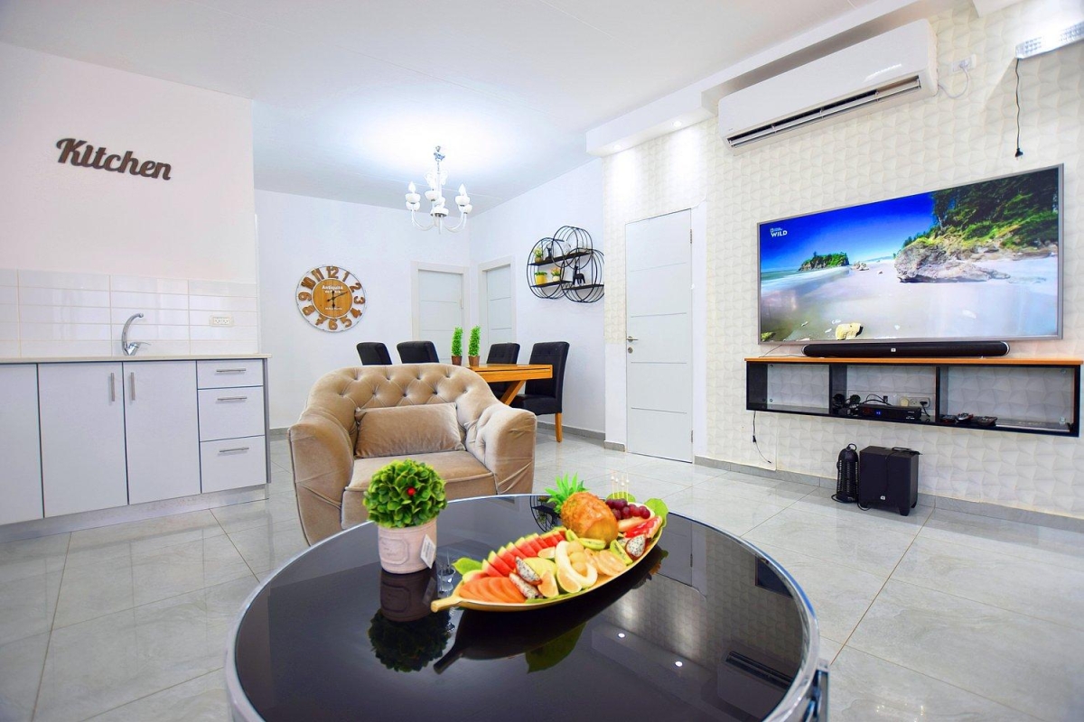 66842 הוילה, אגם בגליל, וילה  בעבדון וילות - Vila