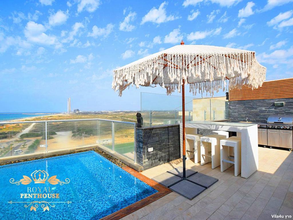 67592 מתחם חיצוני, וילת רויאל, וילה  בחדרה וילות - Vila