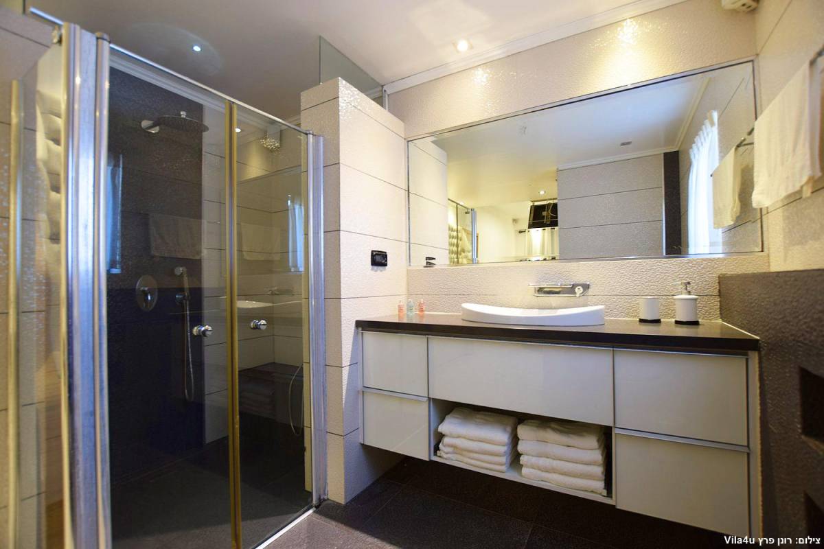 69500 כללי, וילה חלומות יוסף, וילה  באליפלט וילות - Vila