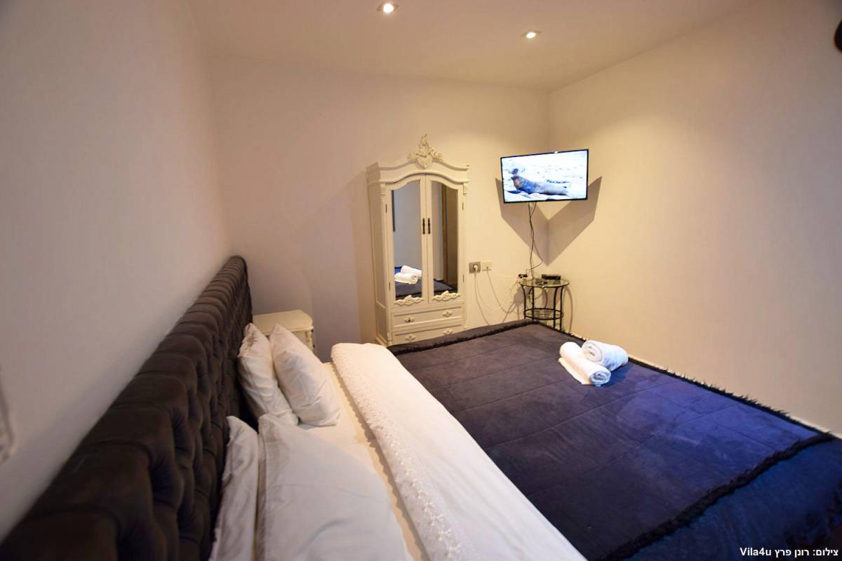 69523 מתחם פנימי, וילה חלומות יוסף, וילה  באליפלט וילות - Vila