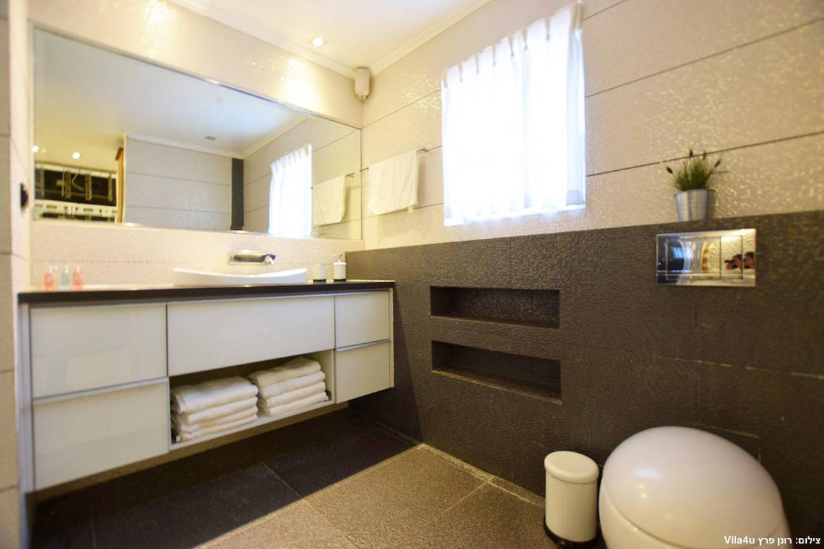 69538 מתחם פנימי, וילה חלומות יוסף, וילה  באליפלט וילות - Vila