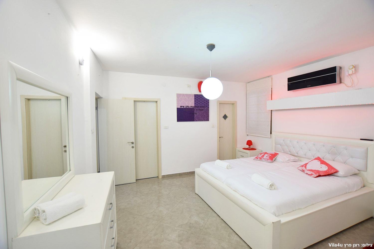 76154 פנים הוילה והחדרים, וילה הדר ומהודר, וילה  בקרית גת וילות - Vila