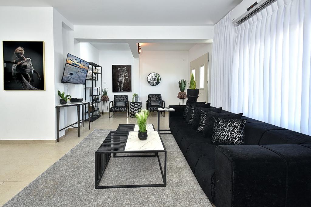 78805 פנים הוילה והחדרים, וילה קינג פאלאס, וילה  בנוף כנרת וילות - Vila 78805 פנים הוילה והחדרים, וילה קינג פאלאס, וילה  בנוף כנרת וילות - Vila