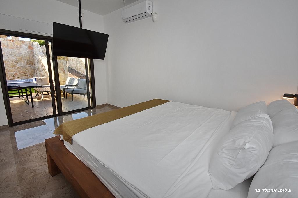 79601 פנים הוילה והחדרים, אחוזת ערמונים, וילה  בשומרה וילות - Vila