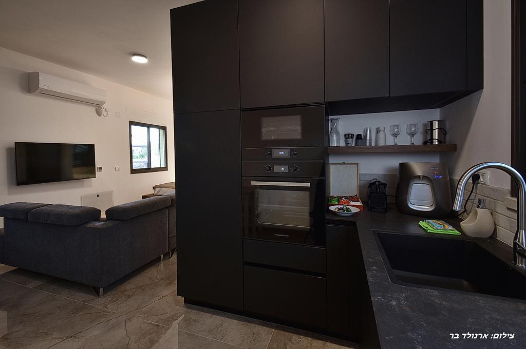 79602 פנים הוילה והחדרים, אחוזת ערמונים, וילה  בשומרה וילות - Vila