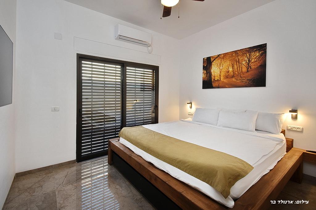 79605 פנים הוילה והחדרים, אחוזת ערמונים, וילה  בשומרה וילות - Vila