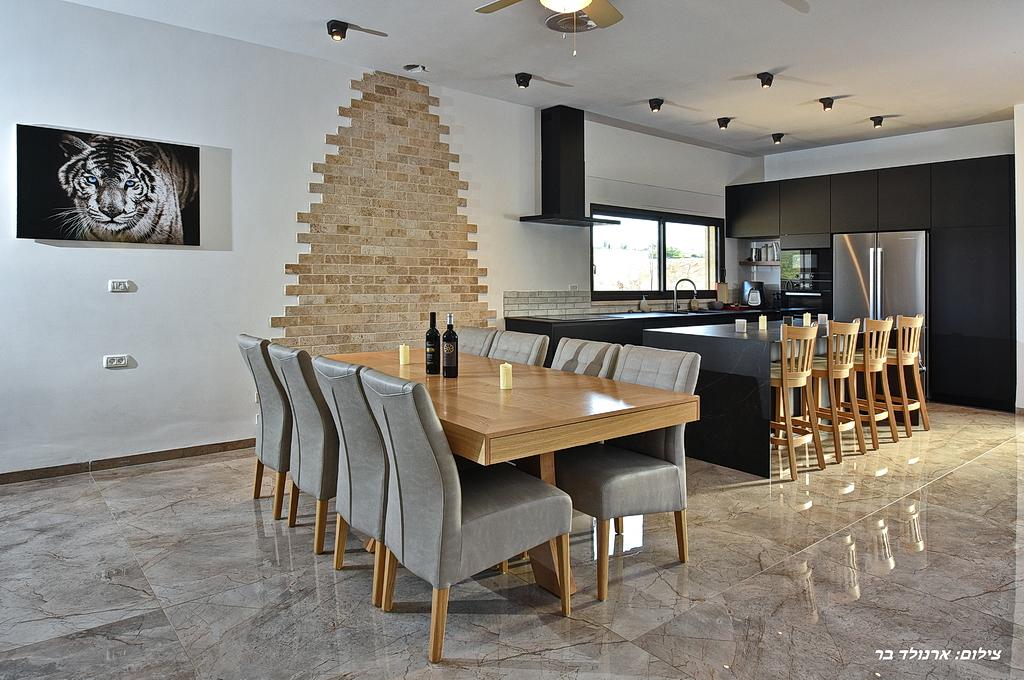 79616 פנים הוילה והחדרים, אחוזת ערמונים, וילה  בשומרה וילות - Vila