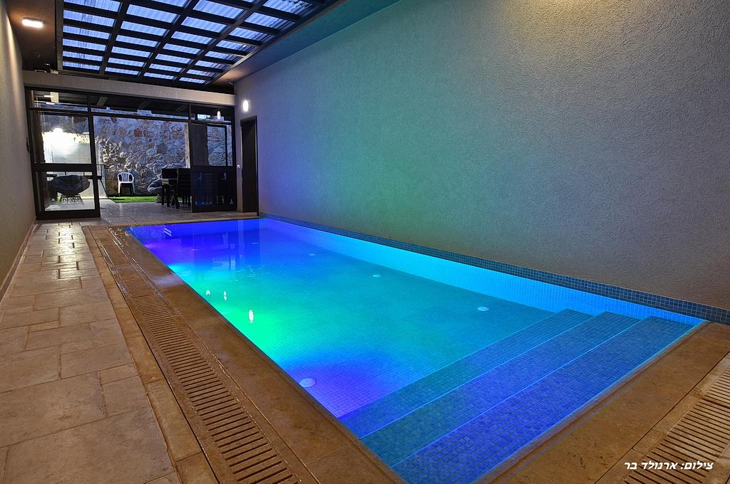 79641 מתחם חיצוני, אחוזת ערמונים, וילה  בשומרה וילות - Vila