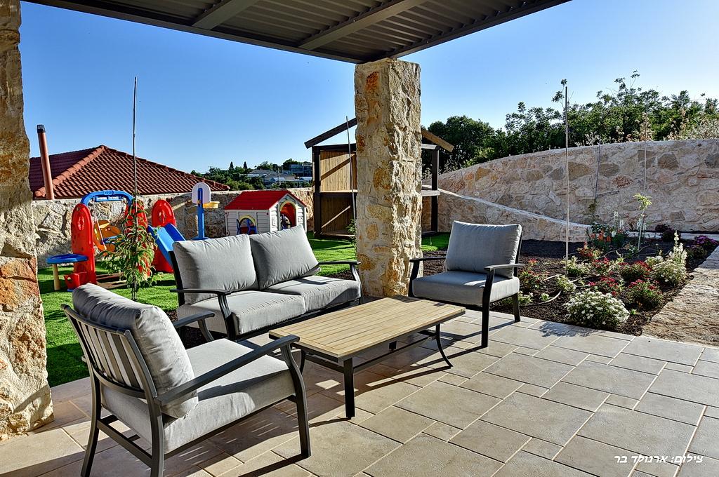 79646 מתחם חיצוני, אחוזת ערמונים, וילה  בשומרה וילות - Vila