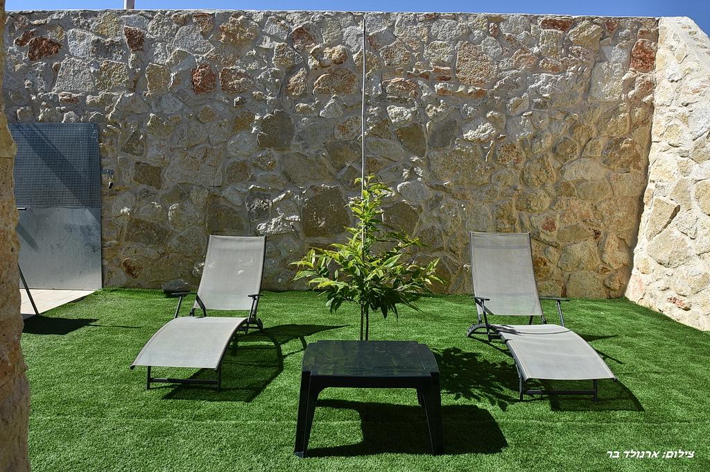 79648 מתחם חיצוני, אחוזת ערמונים, וילה  בשומרה וילות - Vila