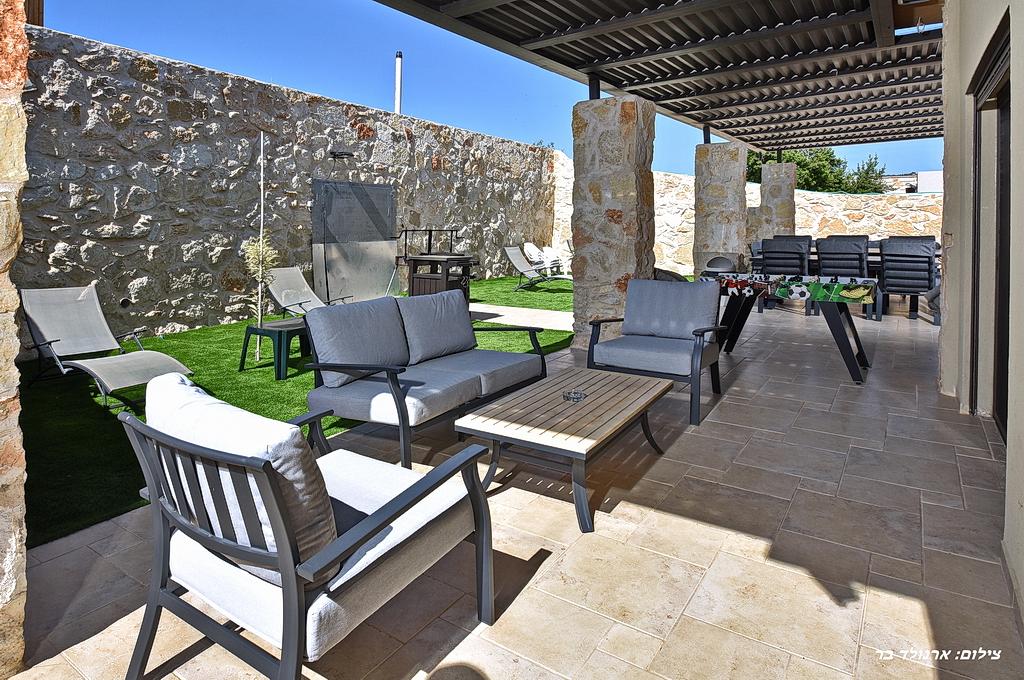 79653 מתחם חיצוני, אחוזת ערמונים, וילה  בשומרה וילות - Vila