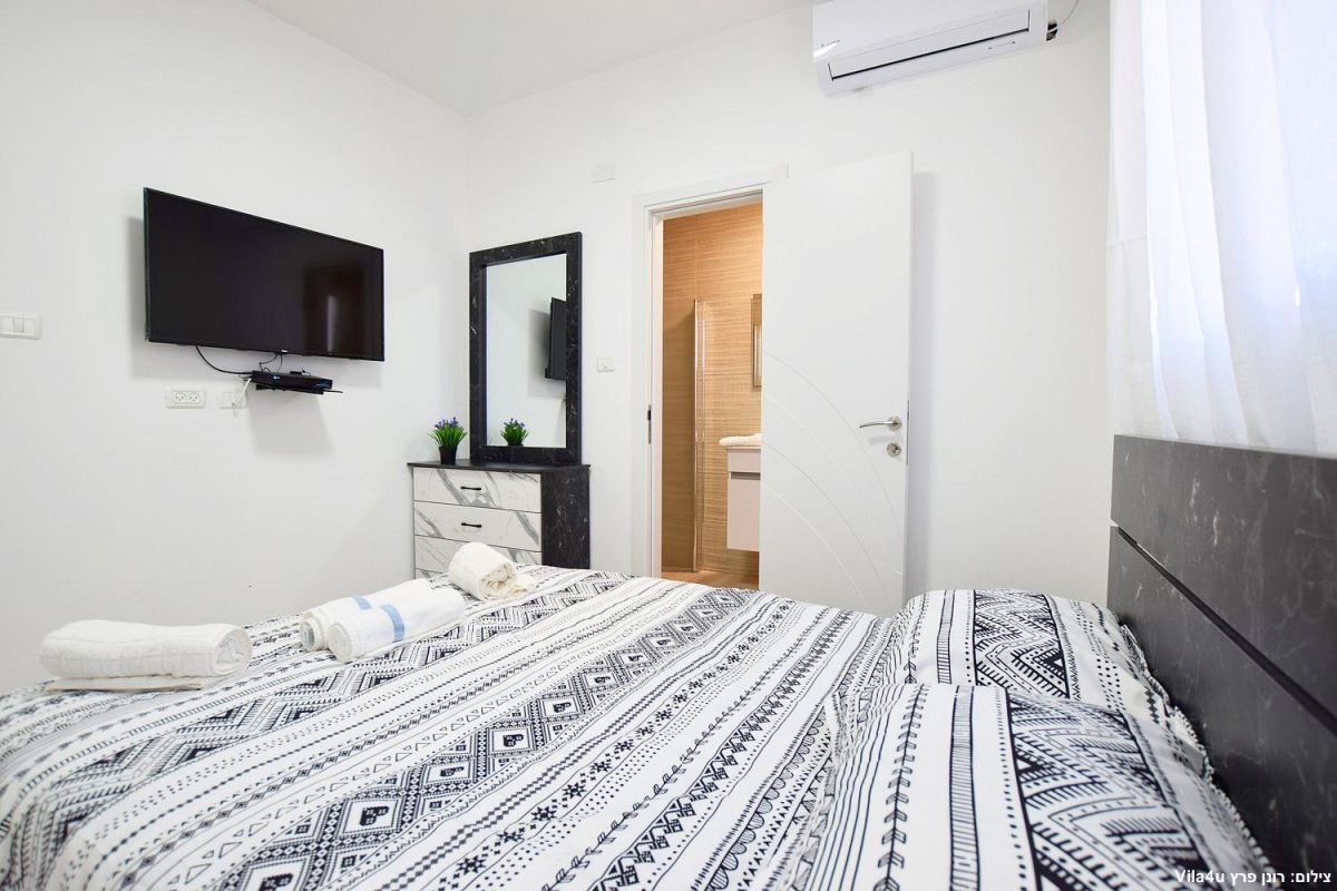 79890 מתחם פנימי, וילה גולד בוטיק, וילה  בעבדון וילות - Vila