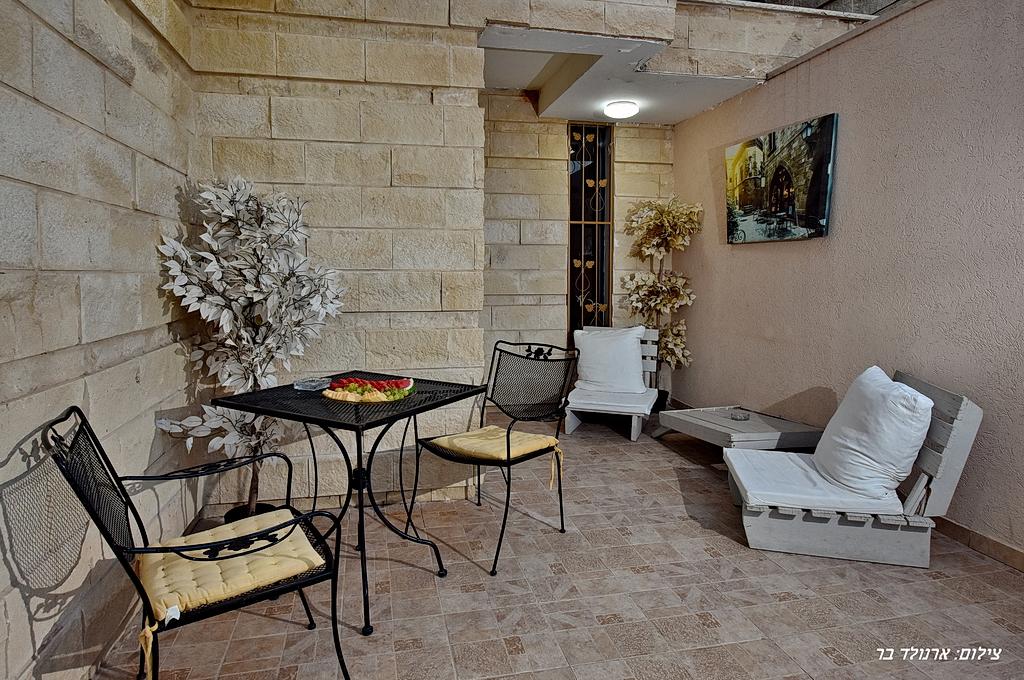 80228 מתחם חיצוני, וילה יערות הדבש, וילה  בנוף כנרת וילות - Vila