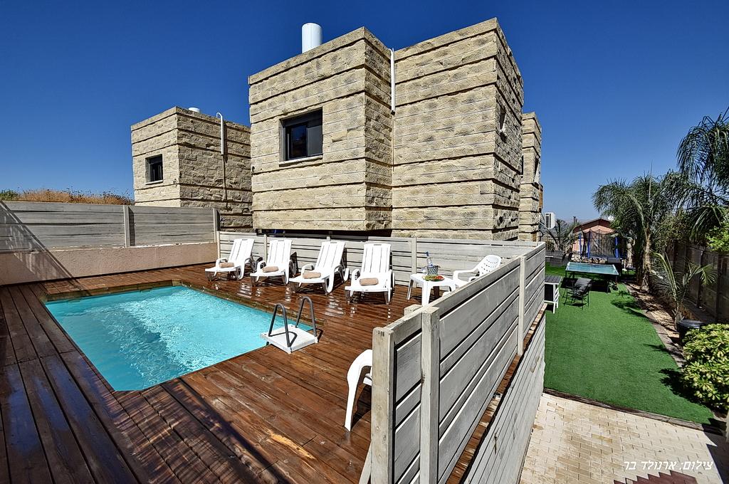 80230 מתחם חיצוני, וילה יערות הדבש, וילה  בנוף כנרת וילות - Vila