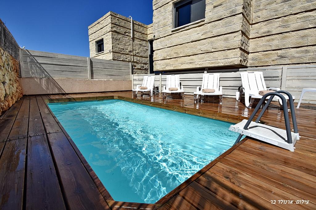 80232 מתחם חיצוני, וילה יערות הדבש, וילה  בנוף כנרת וילות - Vila