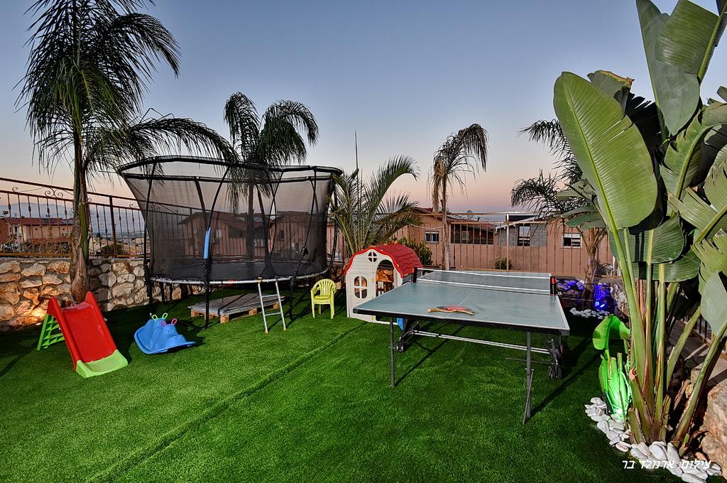 80238 מתחם חיצוני, וילה יערות הדבש, וילה  בנוף כנרת וילות - Vila