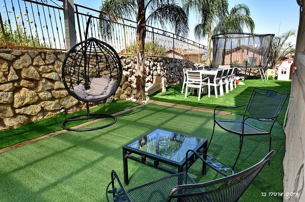 80240 מתחם חיצוני, וילה יערות הדבש, וילה  בנוף כנרת וילות - Vila