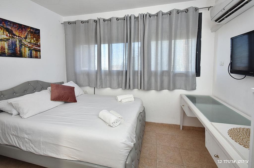 80267 מתחם הפנימי, וילה יערות הדבש, וילה  בנוף כנרת וילות - Vila