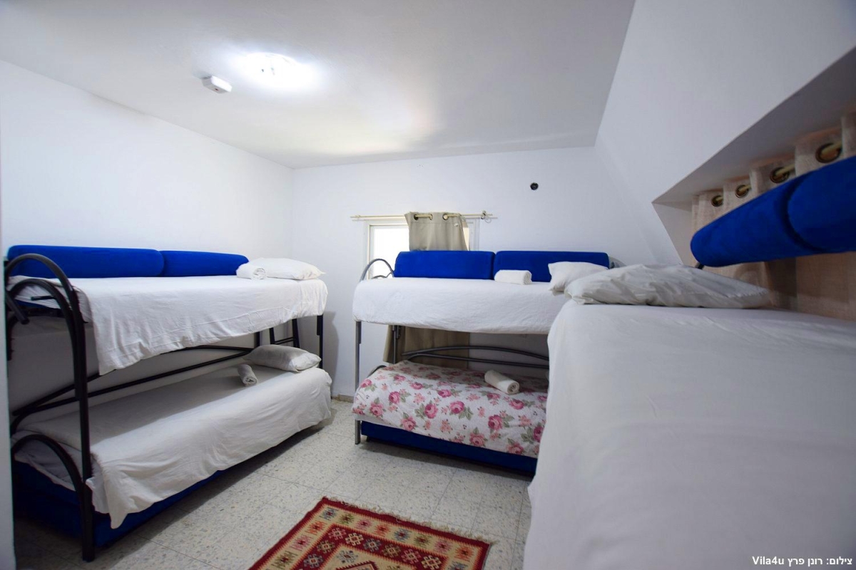 80590 המתחם הפנימי, וילה נסיכת הכנרת, וילה  בכפר זיתים וילות - Vila