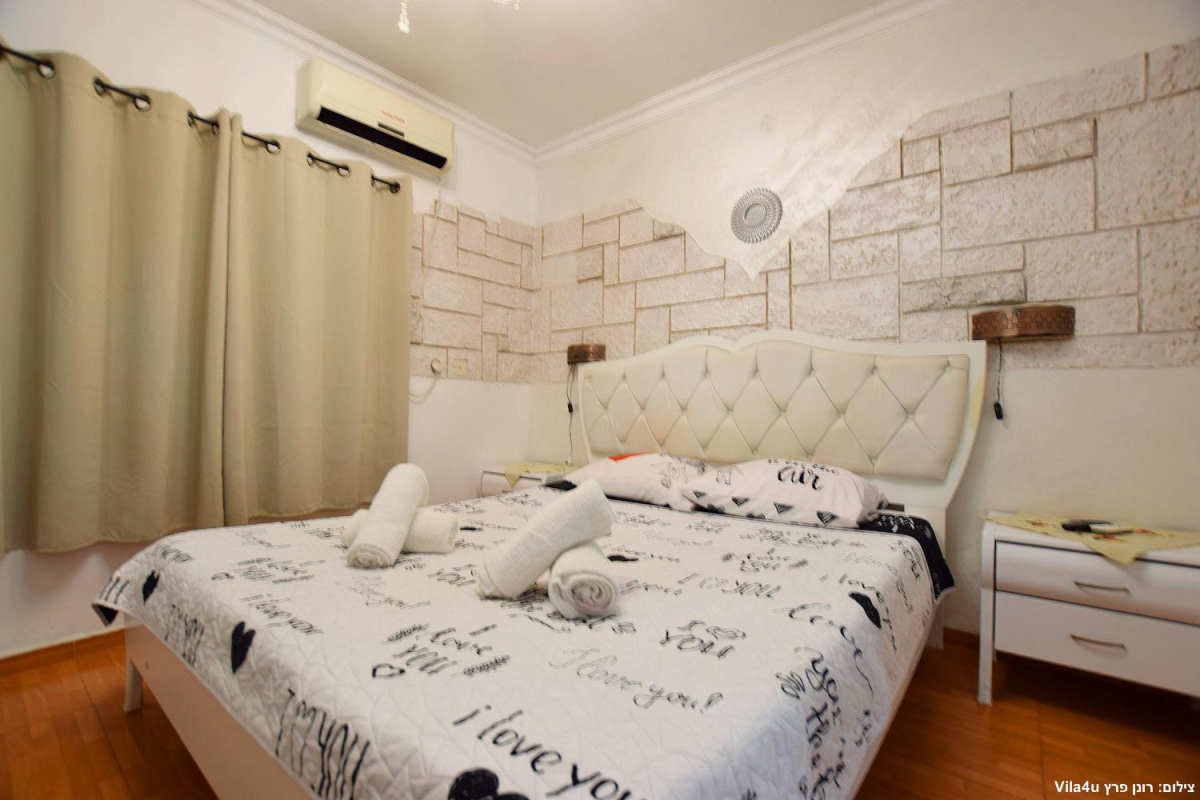 80591 המתחם הפנימי, וילה נסיכת הכנרת, וילה  בכפר זיתים וילות - Vila