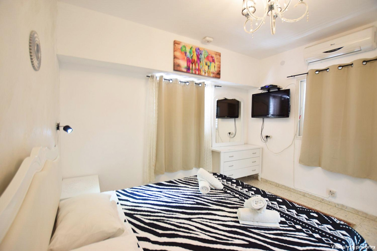 80600 המתחם הפנימי, וילה נסיכת הכנרת, וילה  בכפר זיתים וילות - Vila