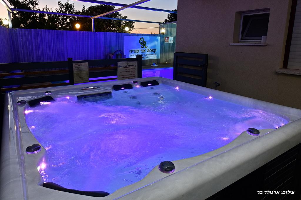 80733 המתחם החיצוני, וילה קאסה אור המוריה, וילה  בעין יעקב וילות - Vila