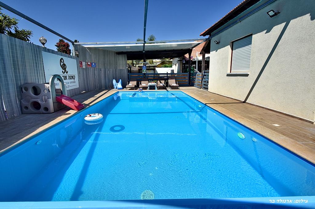 80745 המתחם החיצוני, וילה קאסה אור המוריה, וילה  בעין יעקב וילות - Vila