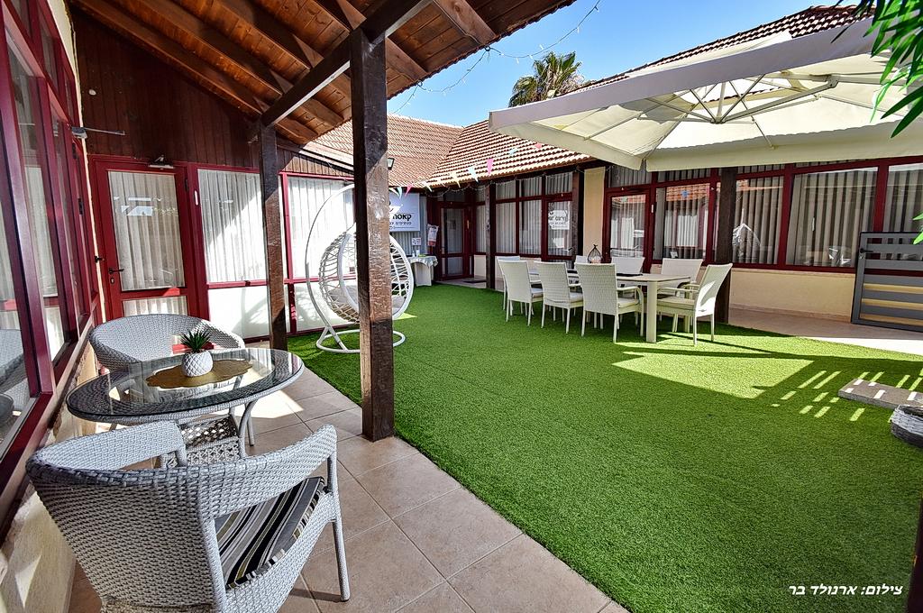 80746 המתחם החיצוני, וילה קאסה אור המוריה, וילה  בעין יעקב וילות - Vila