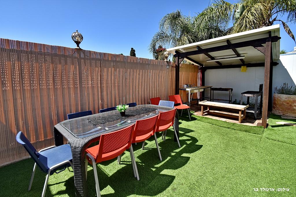 80749 המתחם החיצוני, וילה קאסה אור המוריה, וילה  בעין יעקב וילות - Vila