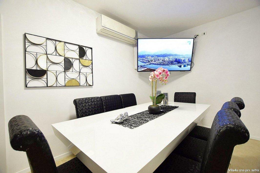 80761 מתחם פנימי, וילה קאסה אור המוריה, וילה  בעין יעקב וילות - Vila