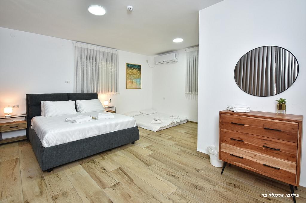 80777 מתחם פנימי, וילה קאסה אור המוריה, וילה  בעין יעקב וילות - Vila