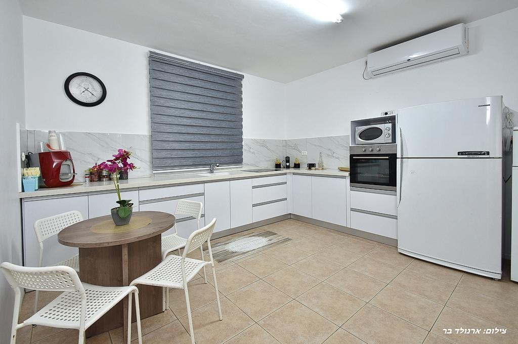 80782 מתחם פנימי, וילה קאסה אור המוריה, וילה  בעין יעקב וילות - Vila