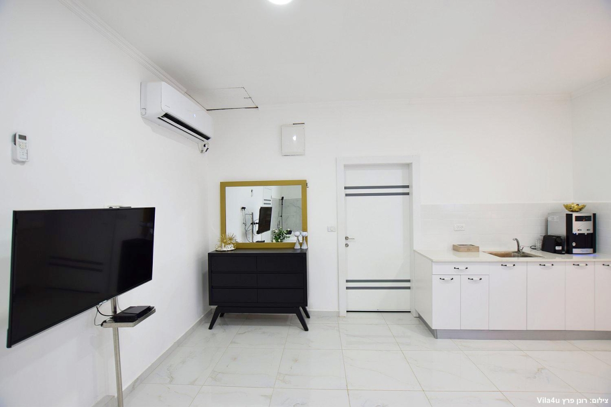 81347 מתחם פנימי, The King Place - אחוזת המלך, וילה  בחוסן וילות - Vila