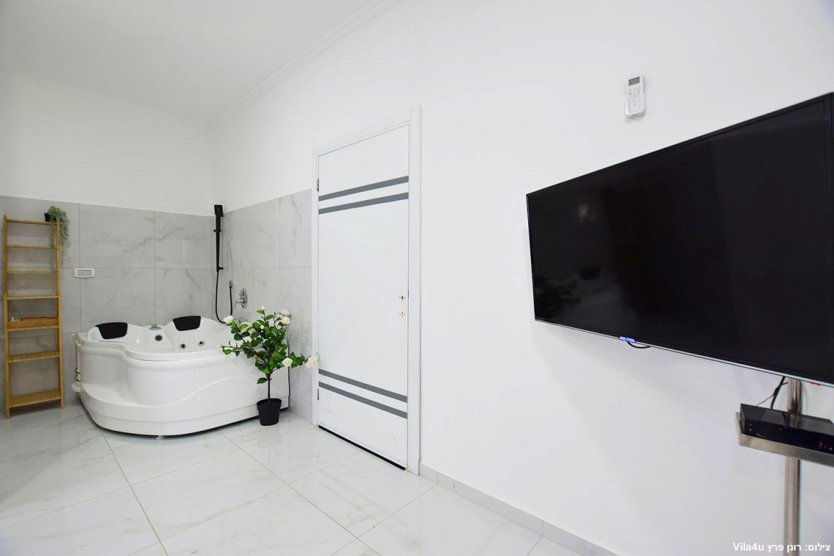 81348 מתחם פנימי, The King Place - אחוזת המלך, וילה  בחוסן וילות - Vila